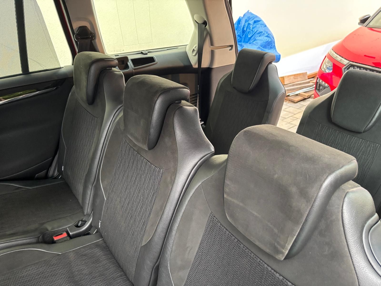 Citroën Grand C4 Picasso, 2.0 TDI 110kw - fotka 5