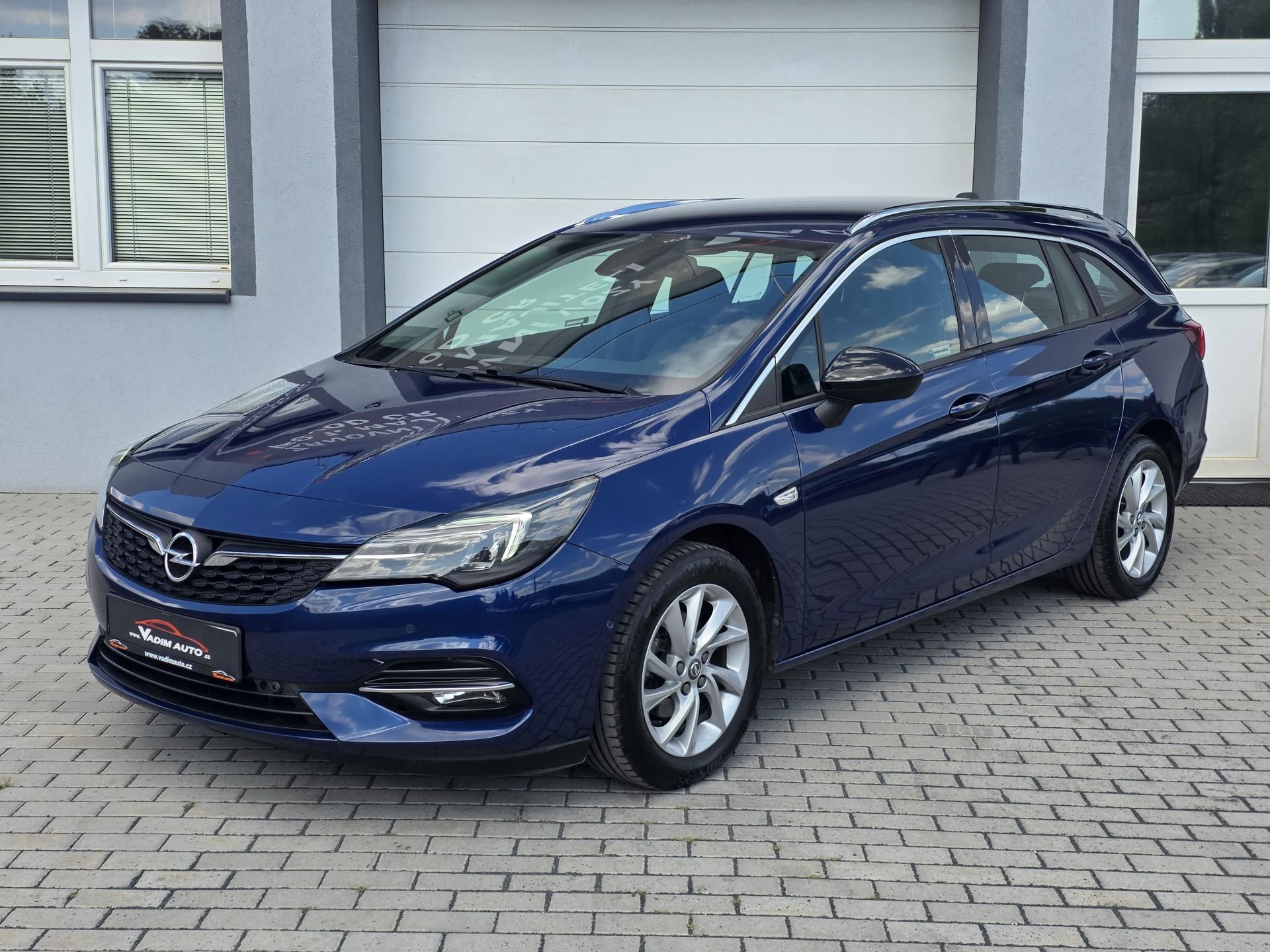 Opel Astra, 1.5CDTi 90kW NAVI ČR NOVÉ - fotka 2
