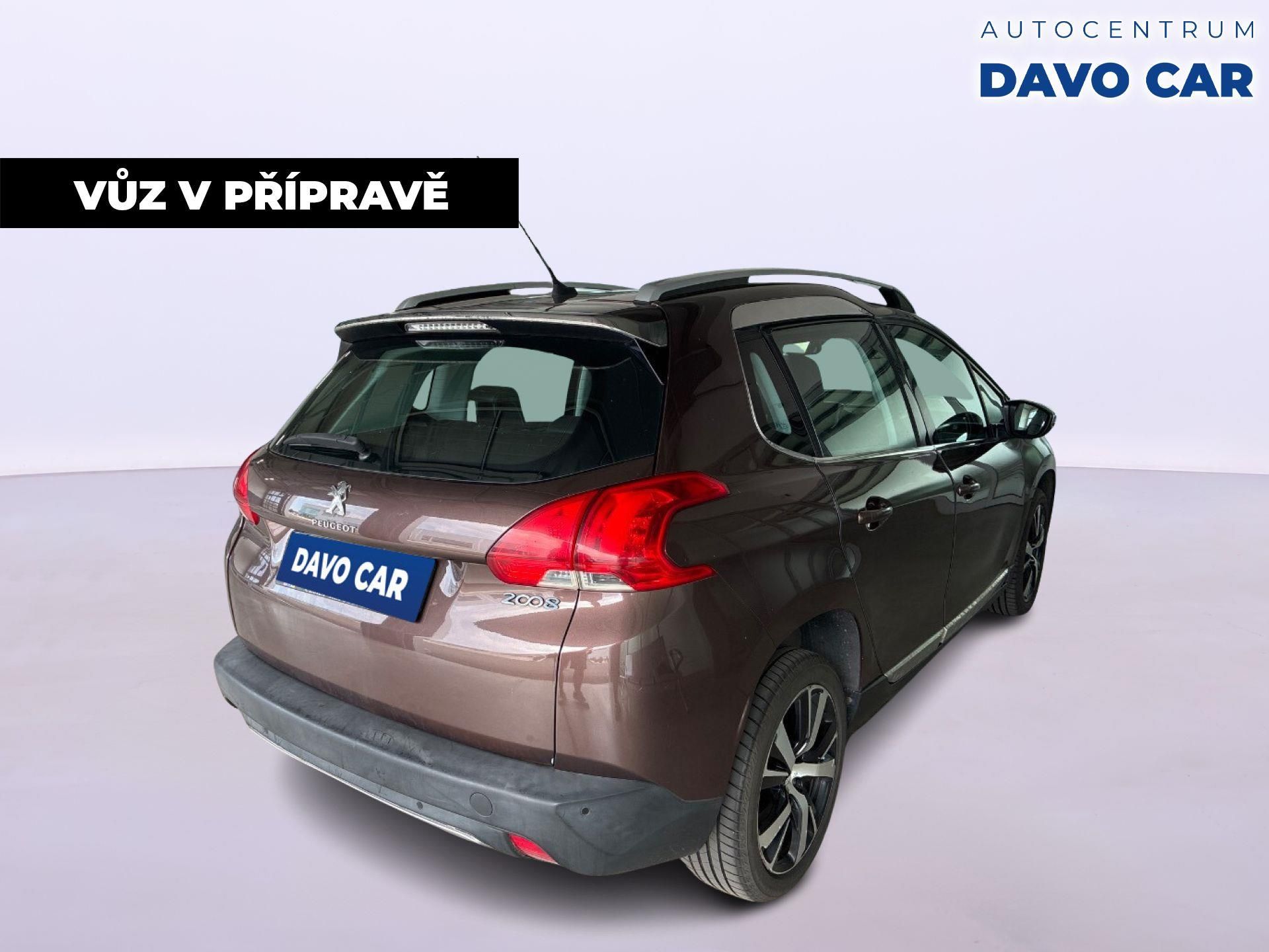 Peugeot 2008, 1.6 VTi 88kW Allure Serv.Kniha - fotka 5