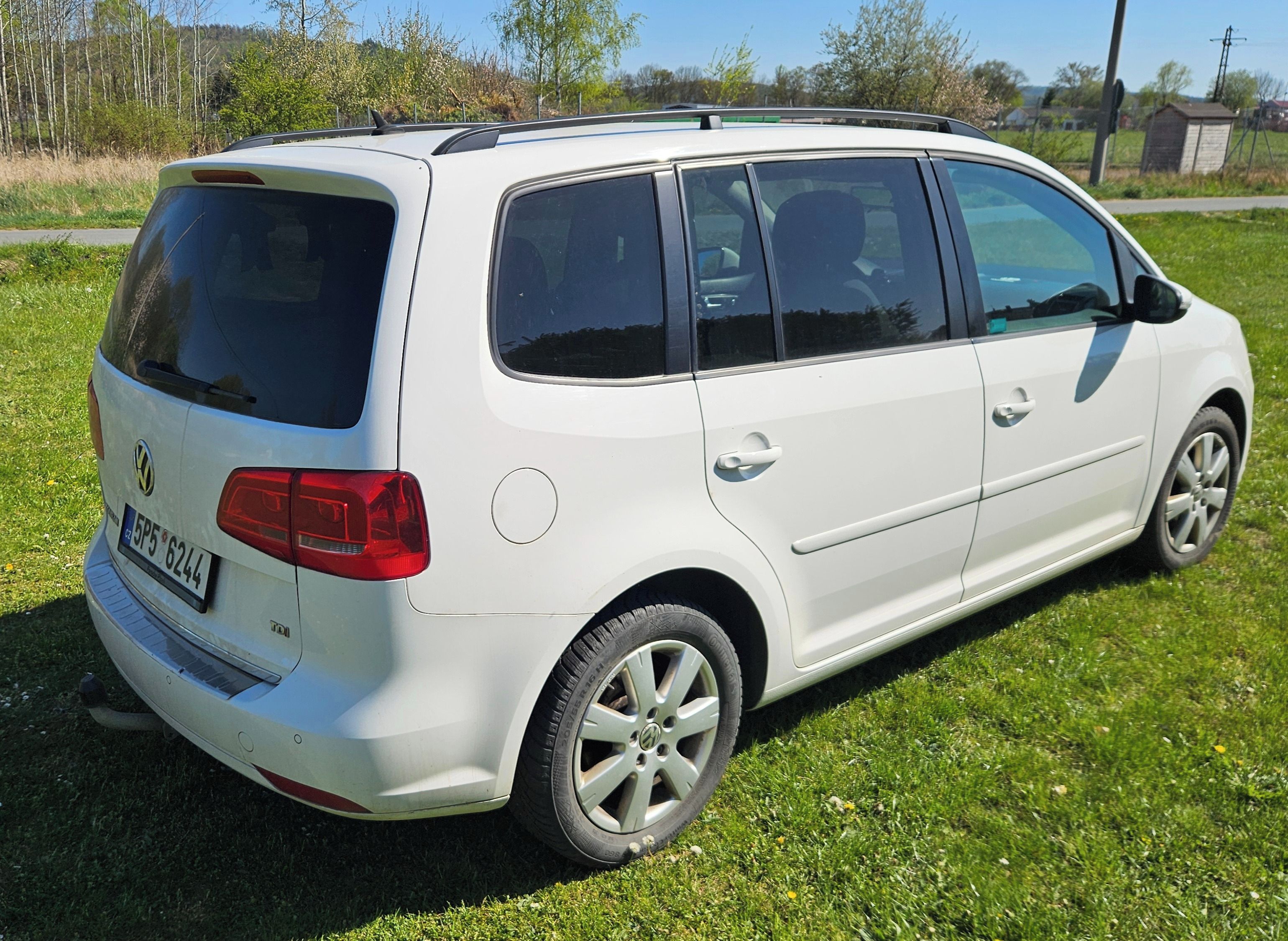 Volkswagen Touran, Prodám Volkswagen Touran 1,6 T - fotka 5