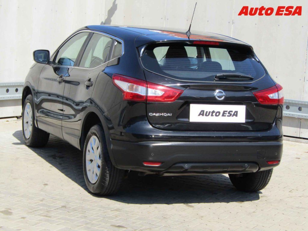 Nissan Qashqai, 1.2,2.maj,ČR - fotka 6