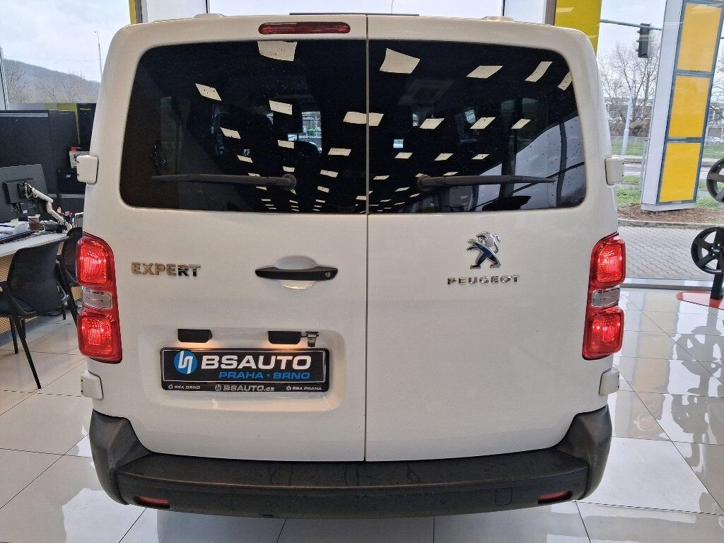 Peugeot Traveller, 2.0HDI 110kW 8 MÍST - fotka 5