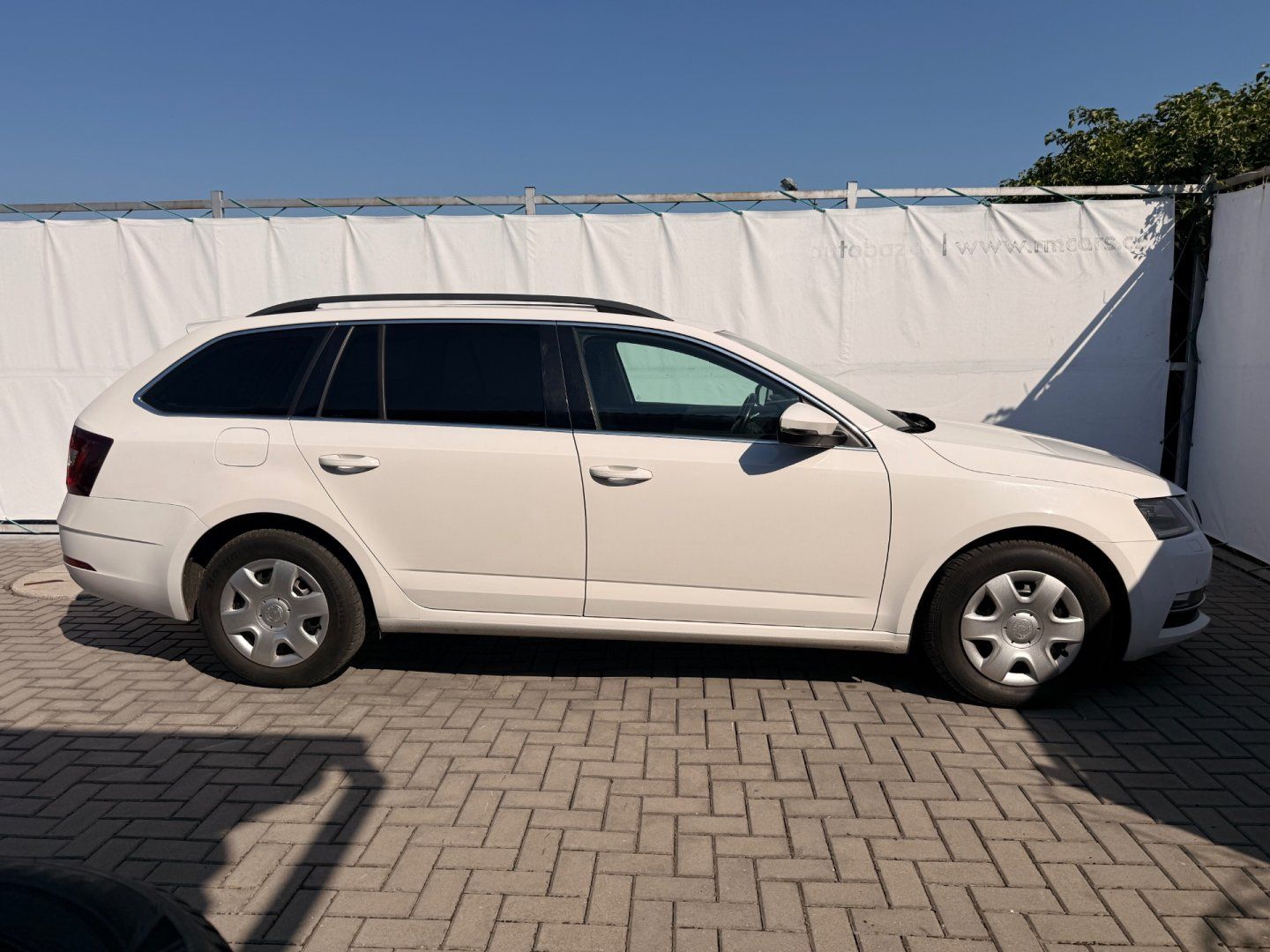 Škoda Octavia, 1,6TDI 85kW*ČR*DPH*ROZVODY* - fotka 6