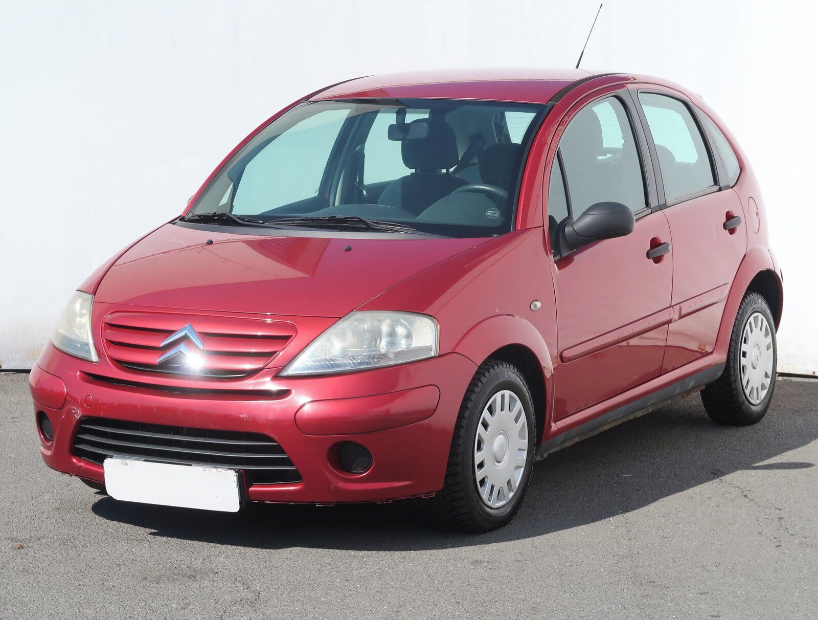 Citroën C3, 1.1 i, po STK, jezdí výborně - fotka 2