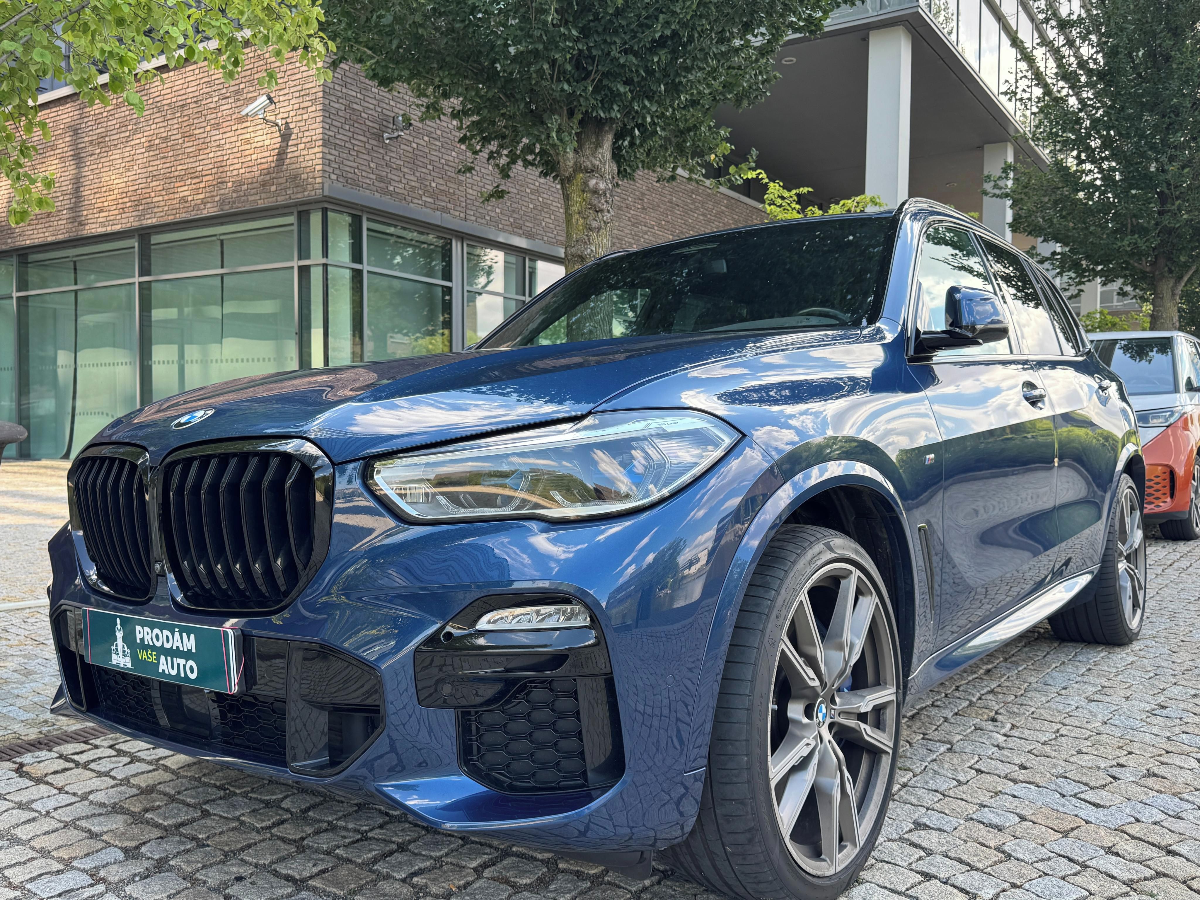 BMW X5, M50i V8 DPH HeadUp Laser světl
