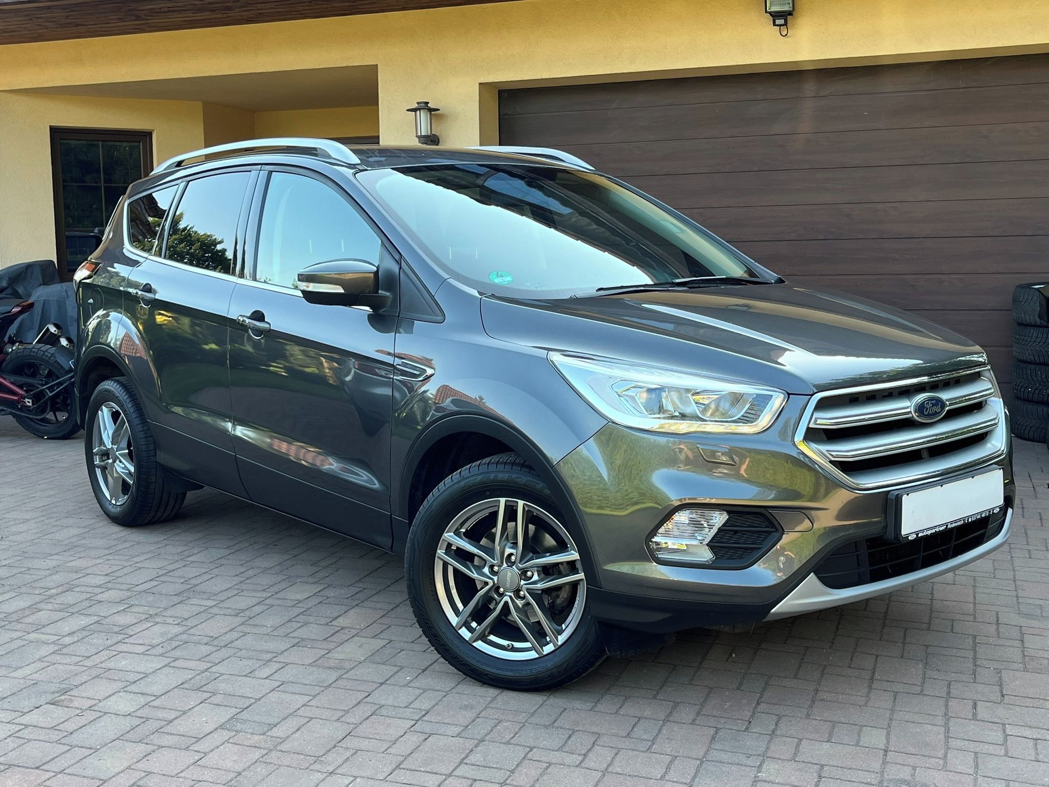 Ford Kuga, 1.5 110kW Kamera Navi Carplay