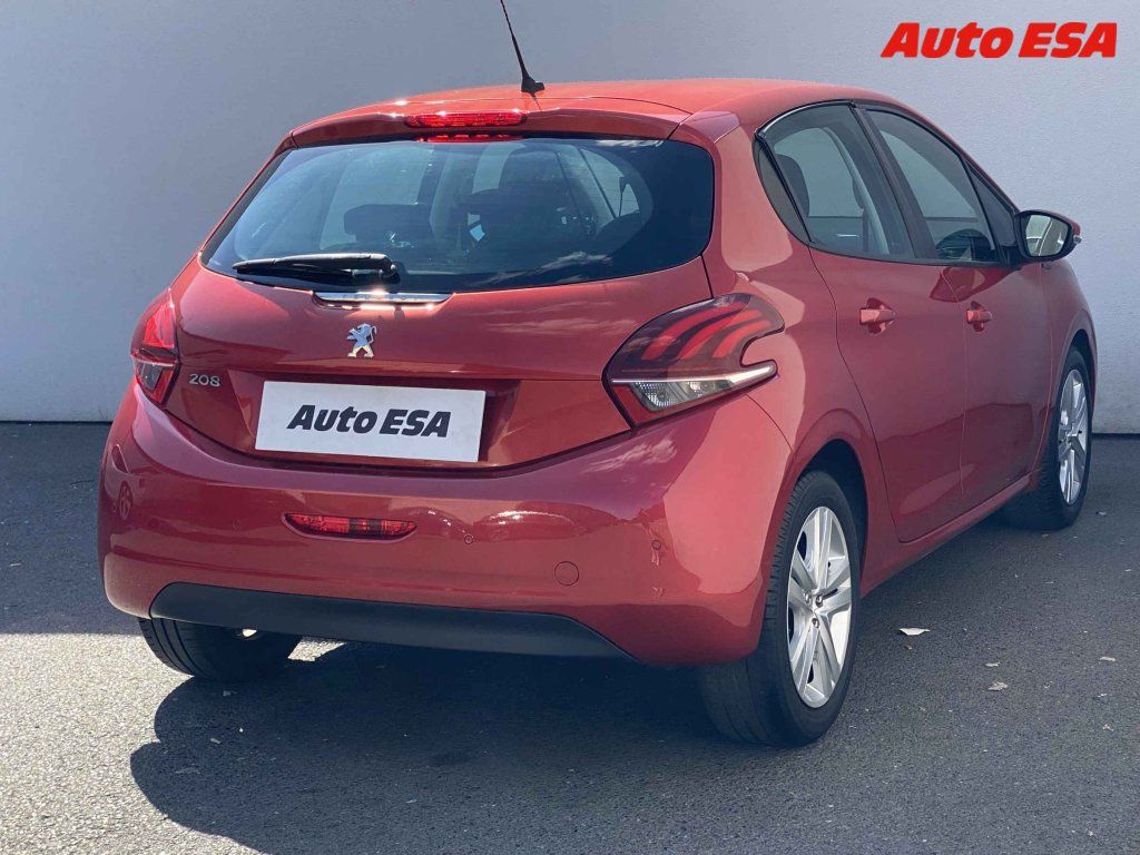 Peugeot 208, 1.2 - fotka 4