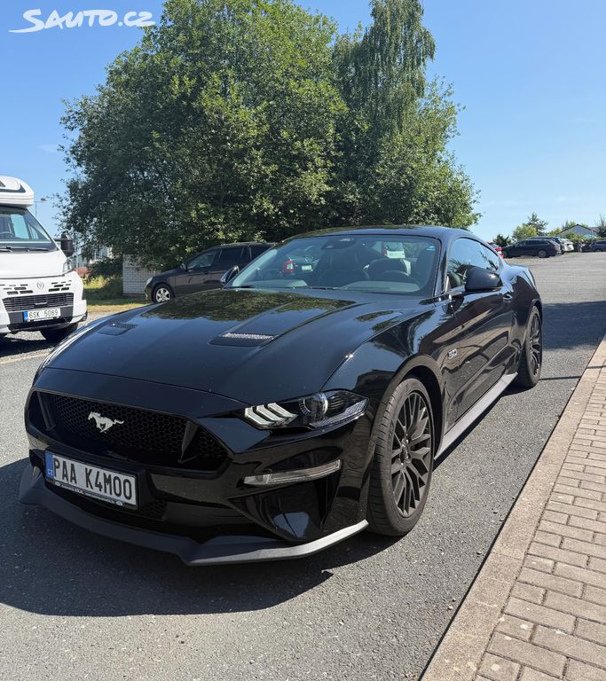 Ford Mustang, GT 5.0 V8