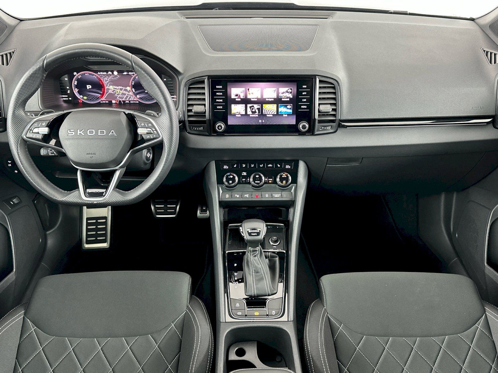 Škoda Karoq, DSG 2.0TDI 110kW 4x4 SportLine - fotka 5