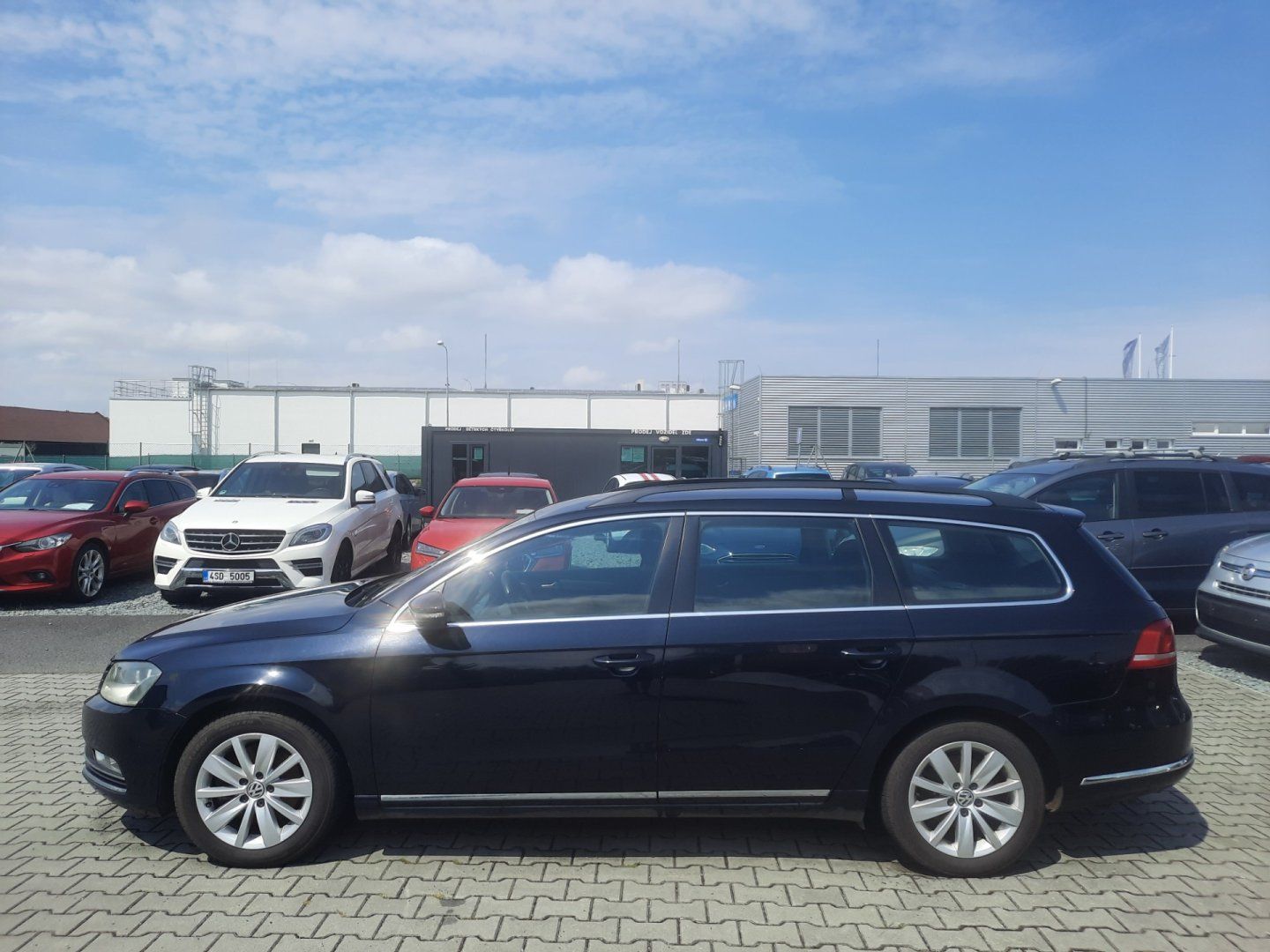 Volkswagen Passat Variant, 2.0 TDi 103kW  AUTOKLIMA* DSG* - fotka 4