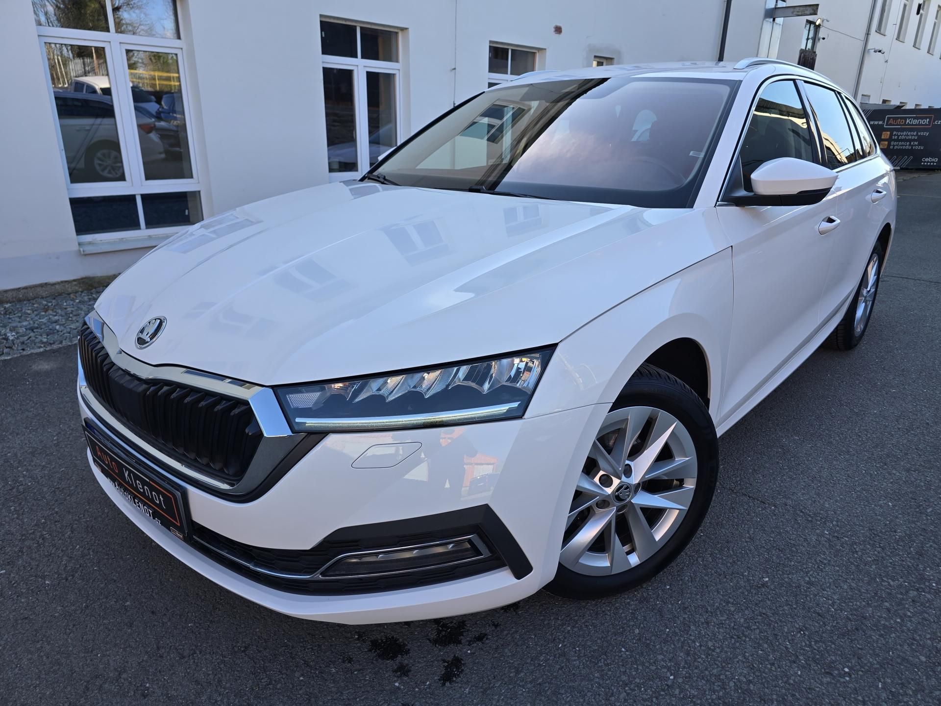 Škoda Octavia, 2,0TDI DSG STYLE 1.Maj. ČR DPH
