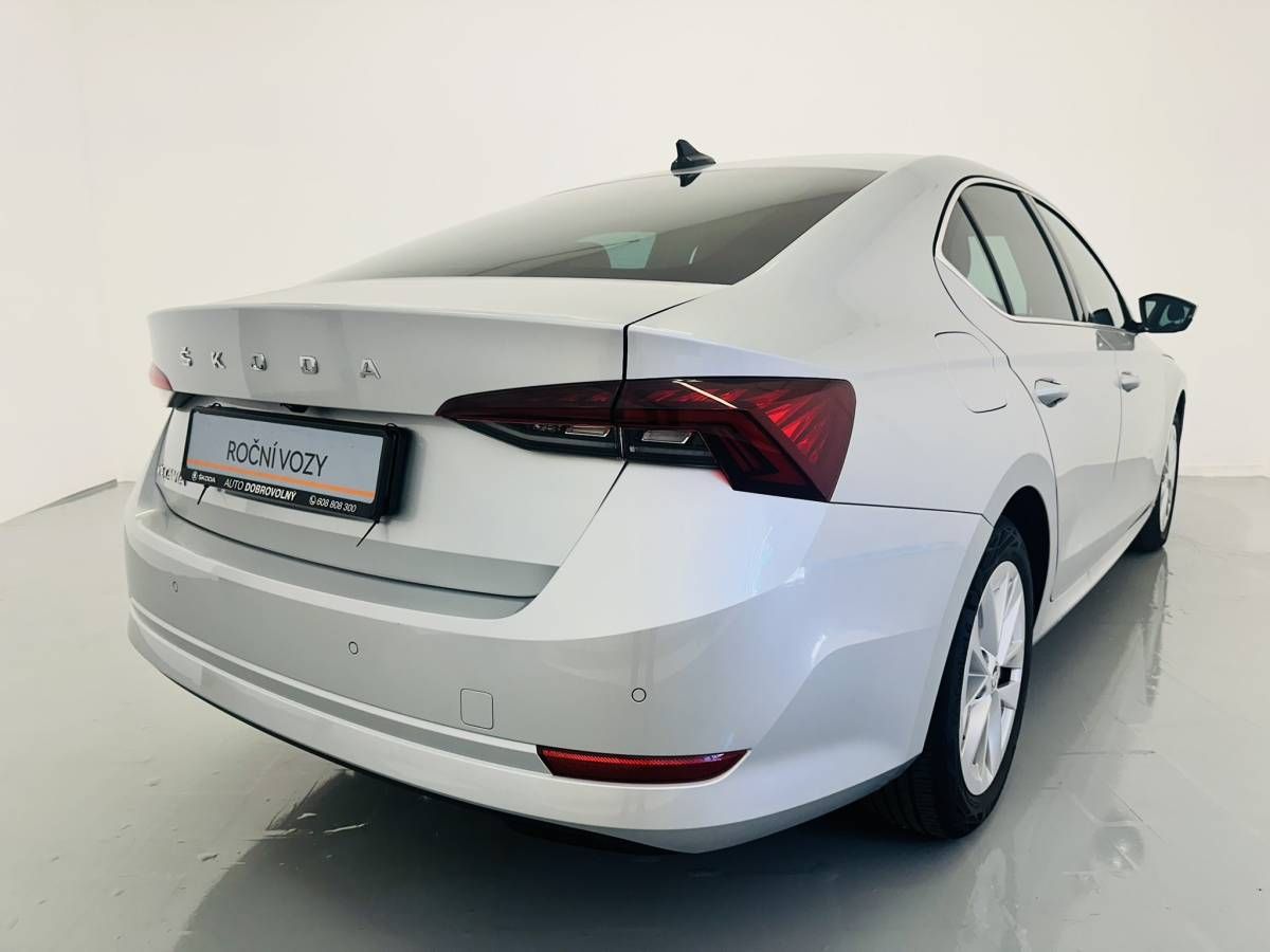 Škoda Octavia, Liftback Style 2.0 TDI 110 kW - fotka 2