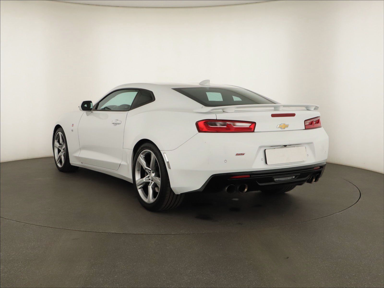 Chevrolet Camaro, 6.2 V8 - fotka 4