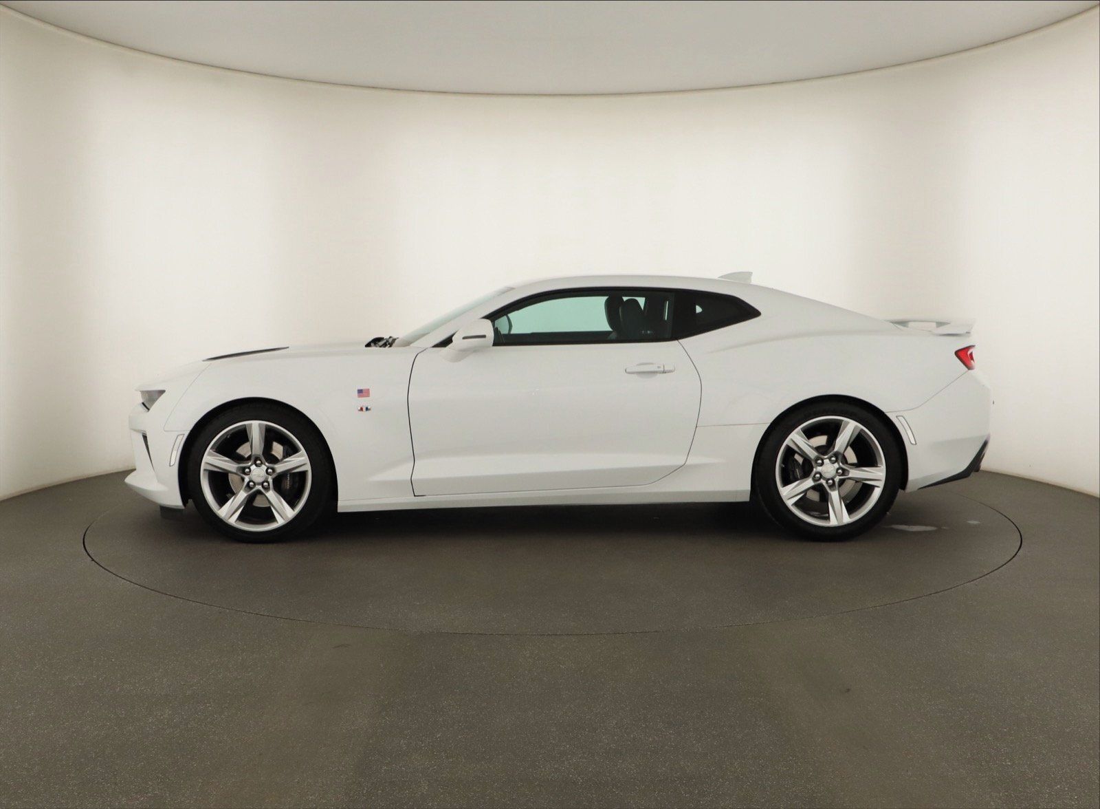 Chevrolet Camaro, 6.2 V8 - fotka 3