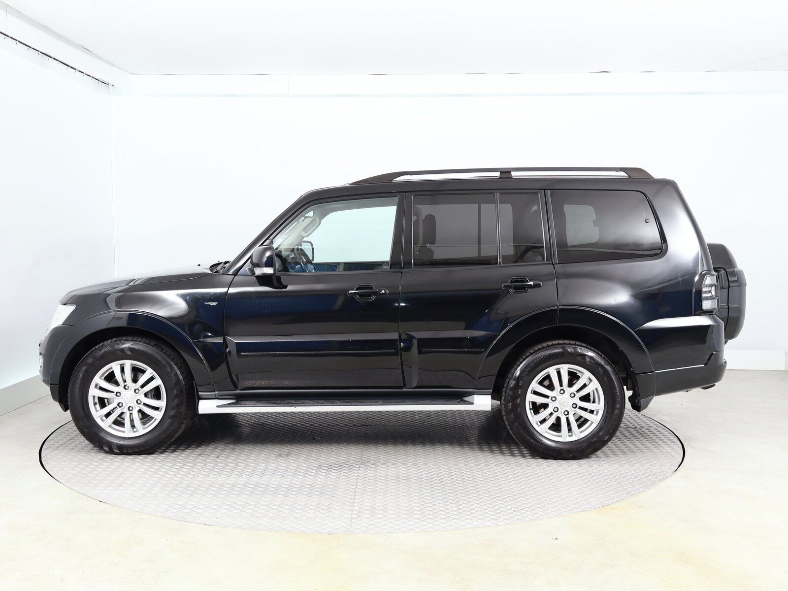 Mitsubishi Pajero, 3.2 DI-D, 4X4, Automat - fotka 3