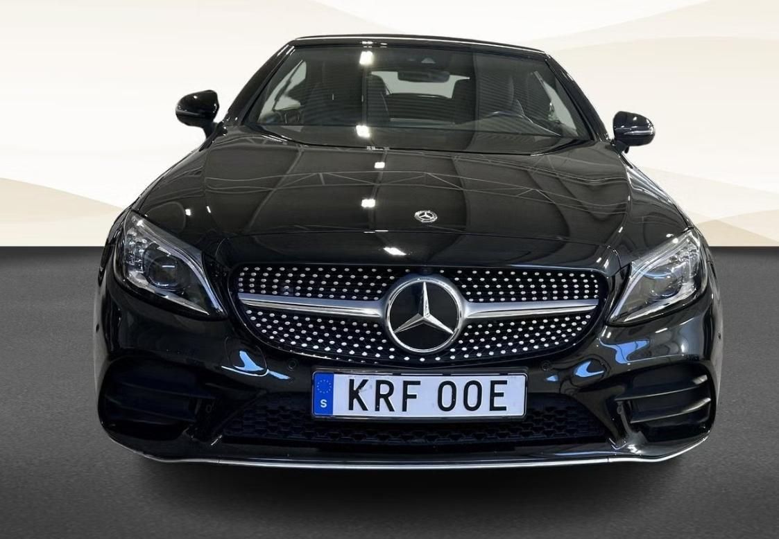 Mercedes-Benz Třídy C, 200 AMG 360kam LED Ambient - fotka 6