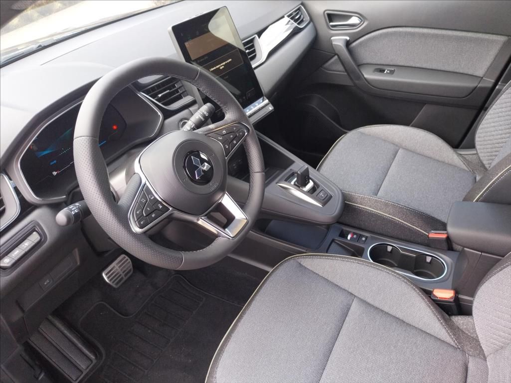 Mitsubishi Grandis, 1.3 6MT M-HYBRID  INVITE+ - fotka 5