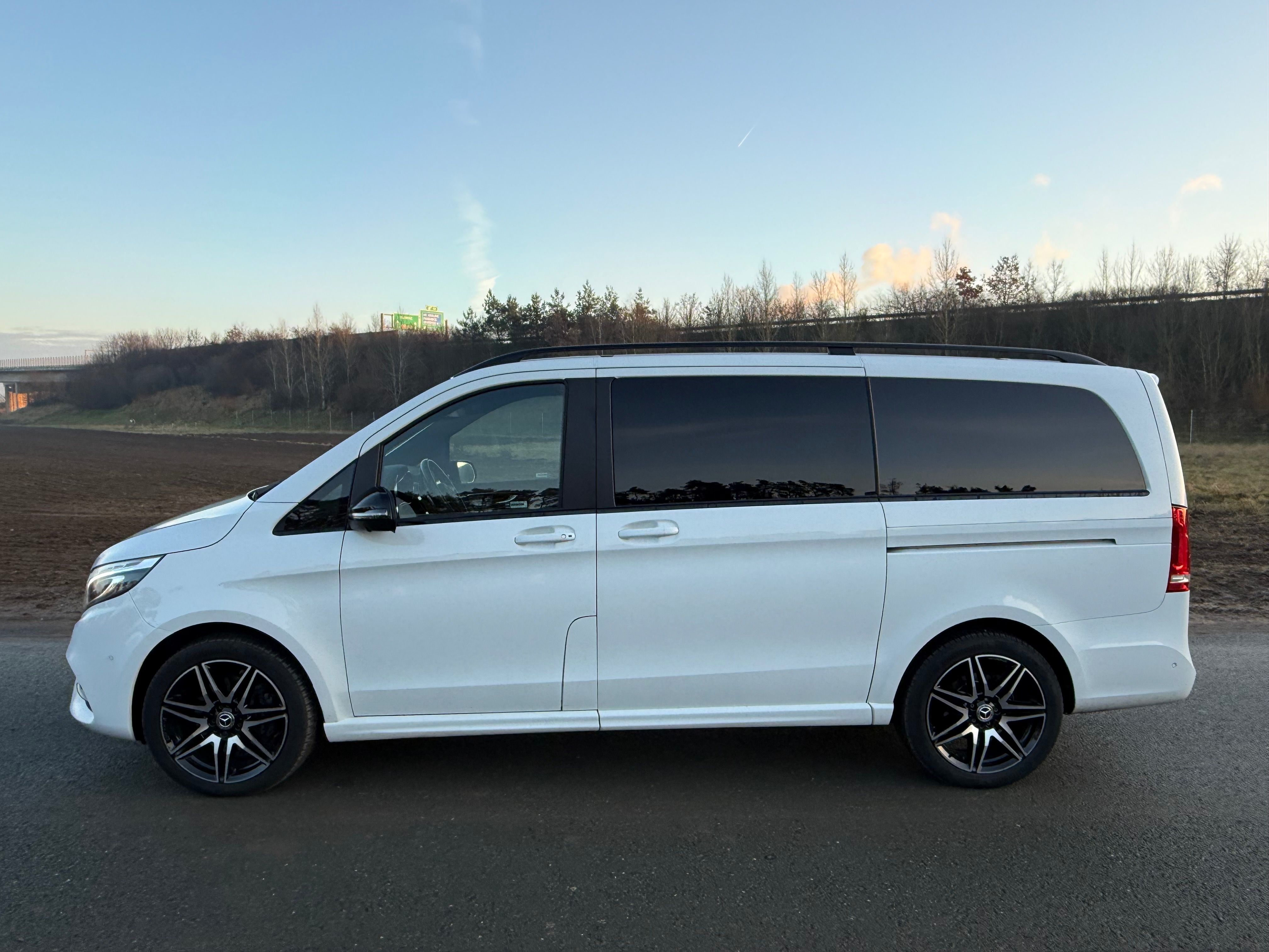Mercedes-Benz Třídy V, V300d Avantgarde 7 míst - fotka 2