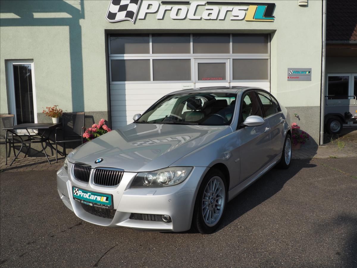 BMW Řada 3, 330xd M-paket