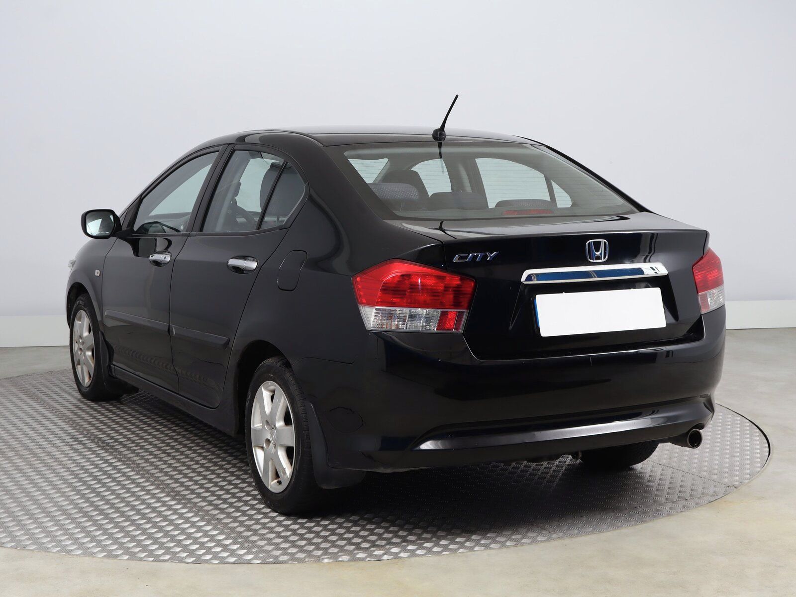 Honda City, 1.4 i-VTEC, Serv.kniha, po STK - fotka 4