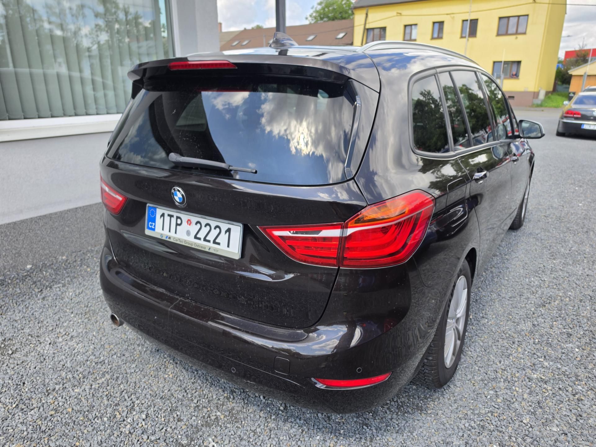 BMW Řada 2, 218 Grand Tourer Automat - fotka 4