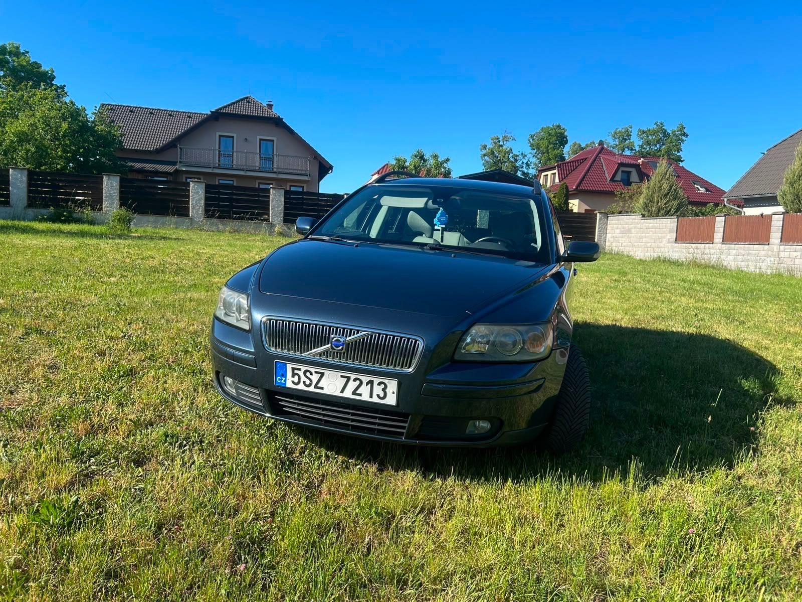 Volvo V50, Volvo V50 T5