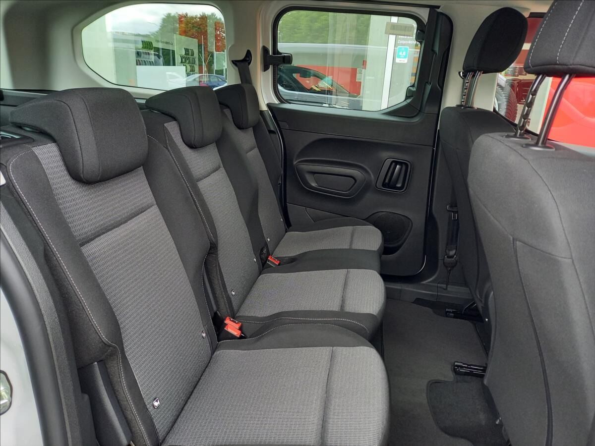 Toyota Proace City Verso, 1,5 L1 1,5D 100k MT6 Combi - fotka 5