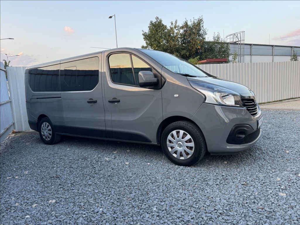 Renault Trafic, 1,6 DCi 8míst WEBASTO tažné ČR