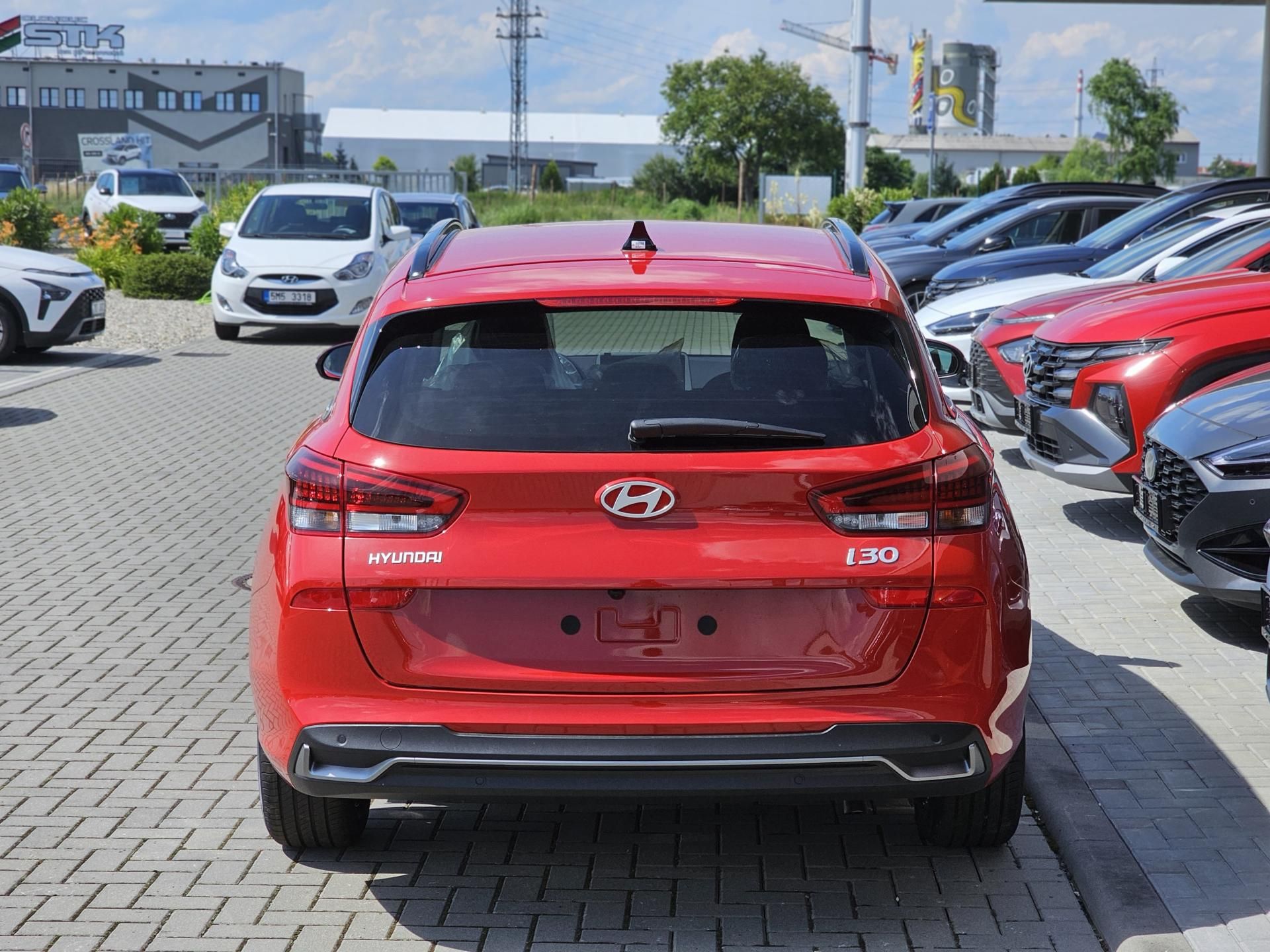 Hyundai i30, WG 1,6 T-GDI DCT GO CZECH - fotka 5