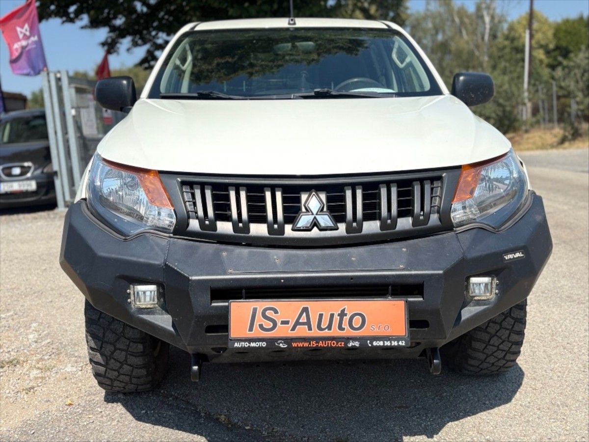 Mitsubishi L200, 2,4 DI-D HARDTOP 4X4 DPH - fotka 3