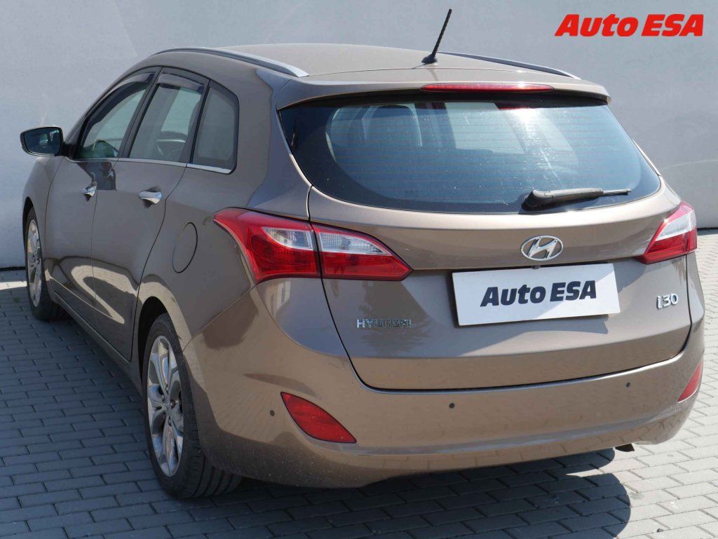 Hyundai i30, 1.6CRDi,ČR - fotka 6