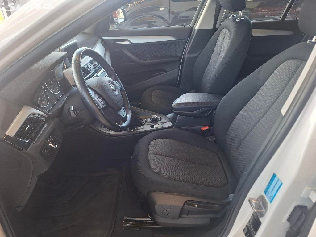 BMW X1, 2.0d 110KW AUT 2017 - fotka 6