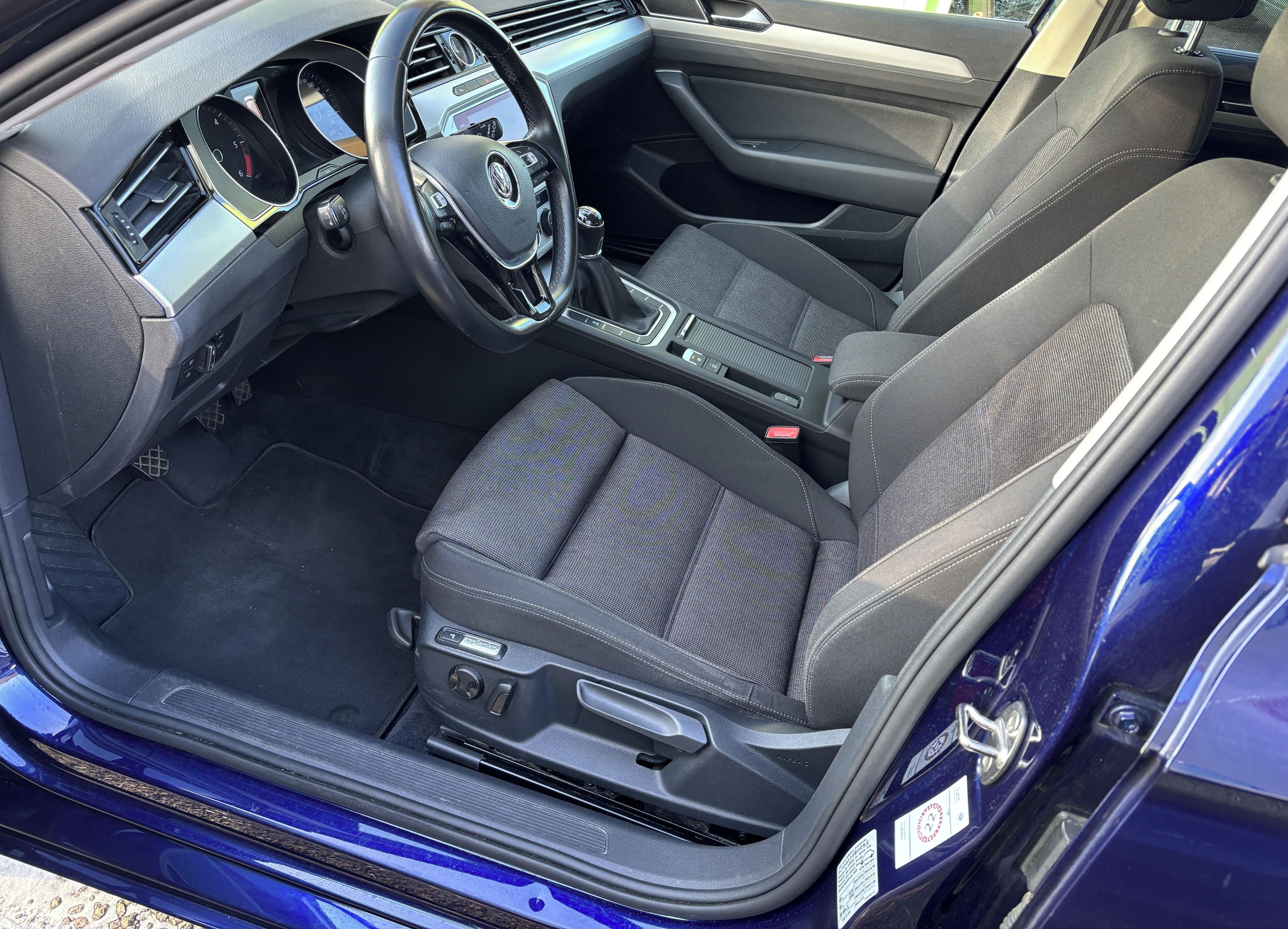 Volkswagen Passat, 167 000km, servis VW - fotka 5