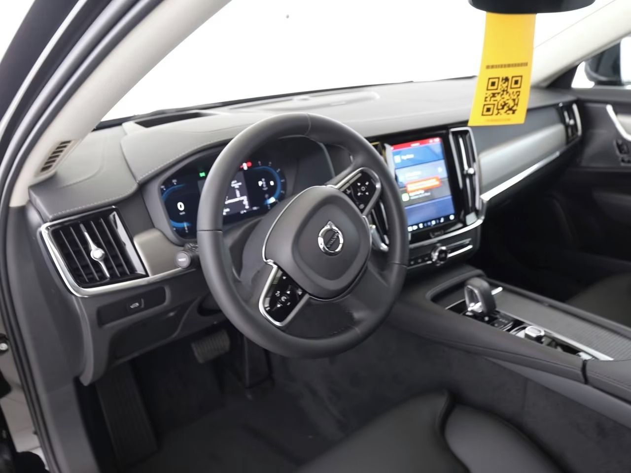 Volvo S90, B5 2.0 Ultimate Bright AWD - fotka 6