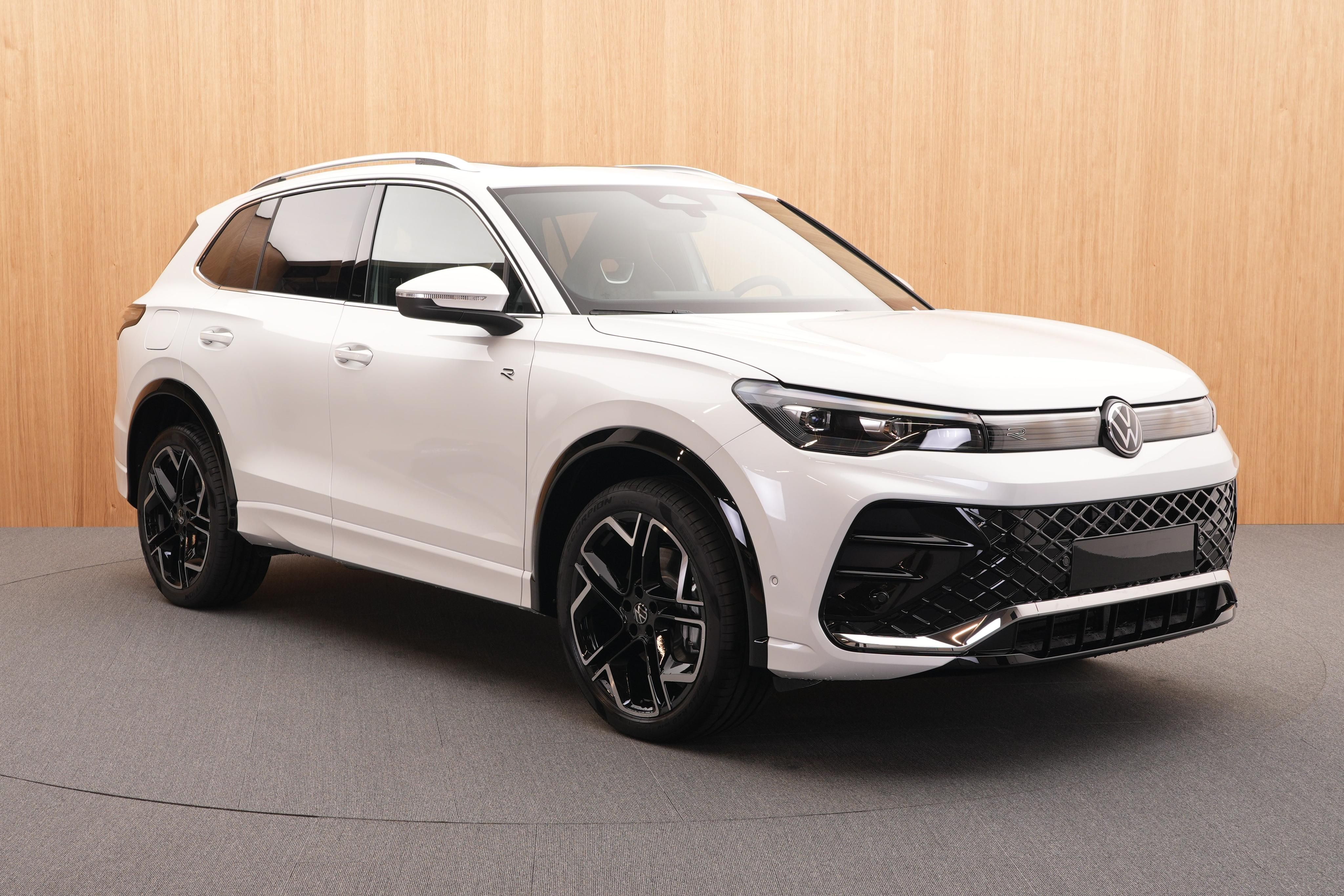 Volkswagen Tiguan, R-Line People Hybrid DSG - fotka 6