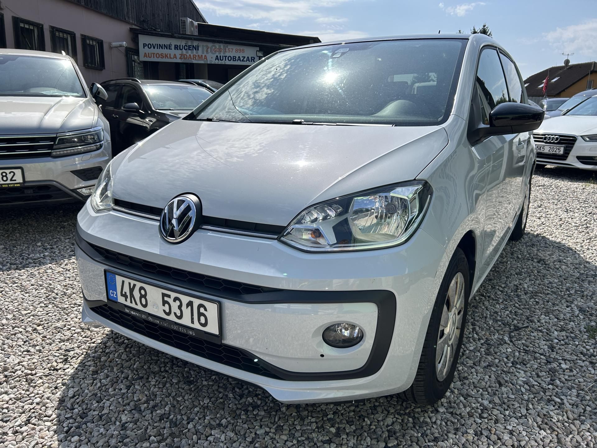 Volkswagen Up!, 1.0 i 44 KW - fotka 2