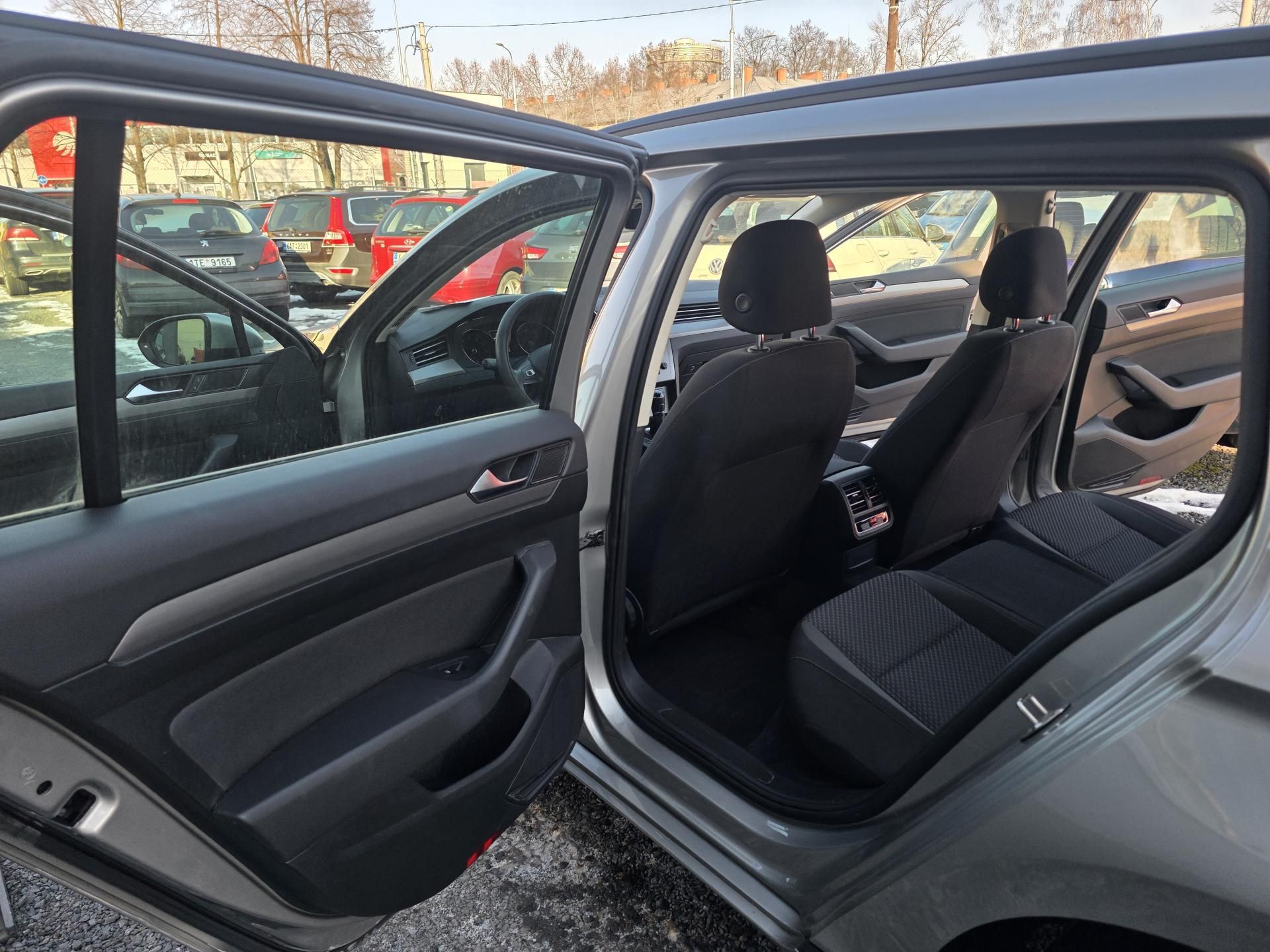 Volkswagen Passat, 1.4 TSI Kombi 87tkm - fotka 6