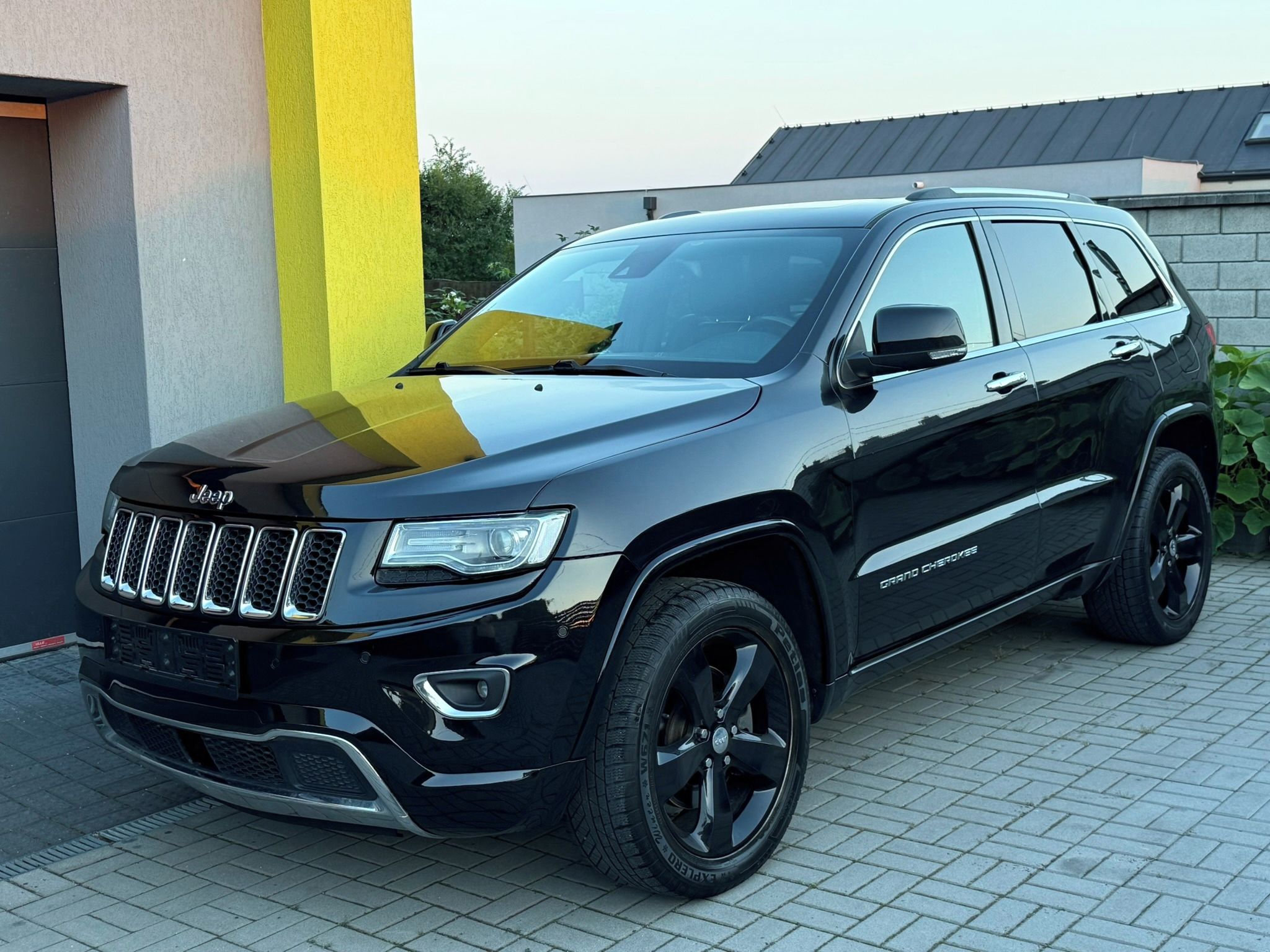 Jeep Grand Cherokee, 3.0CRDi 184kW! OVERLAND! - fotka 4