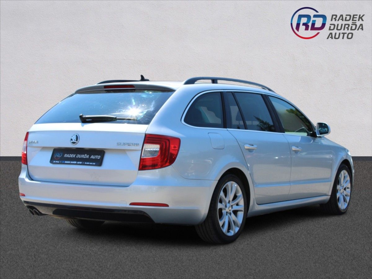Škoda Superb, 2,0 TDI  ELEGANCE,ROZVODY - fotka 5