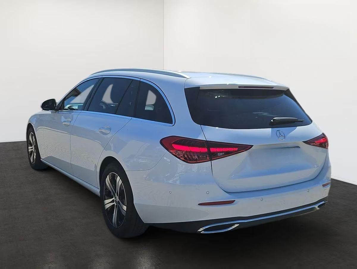 Mercedes-Benz Třídy C, C220d T Edition Avantgarde - fotka 4