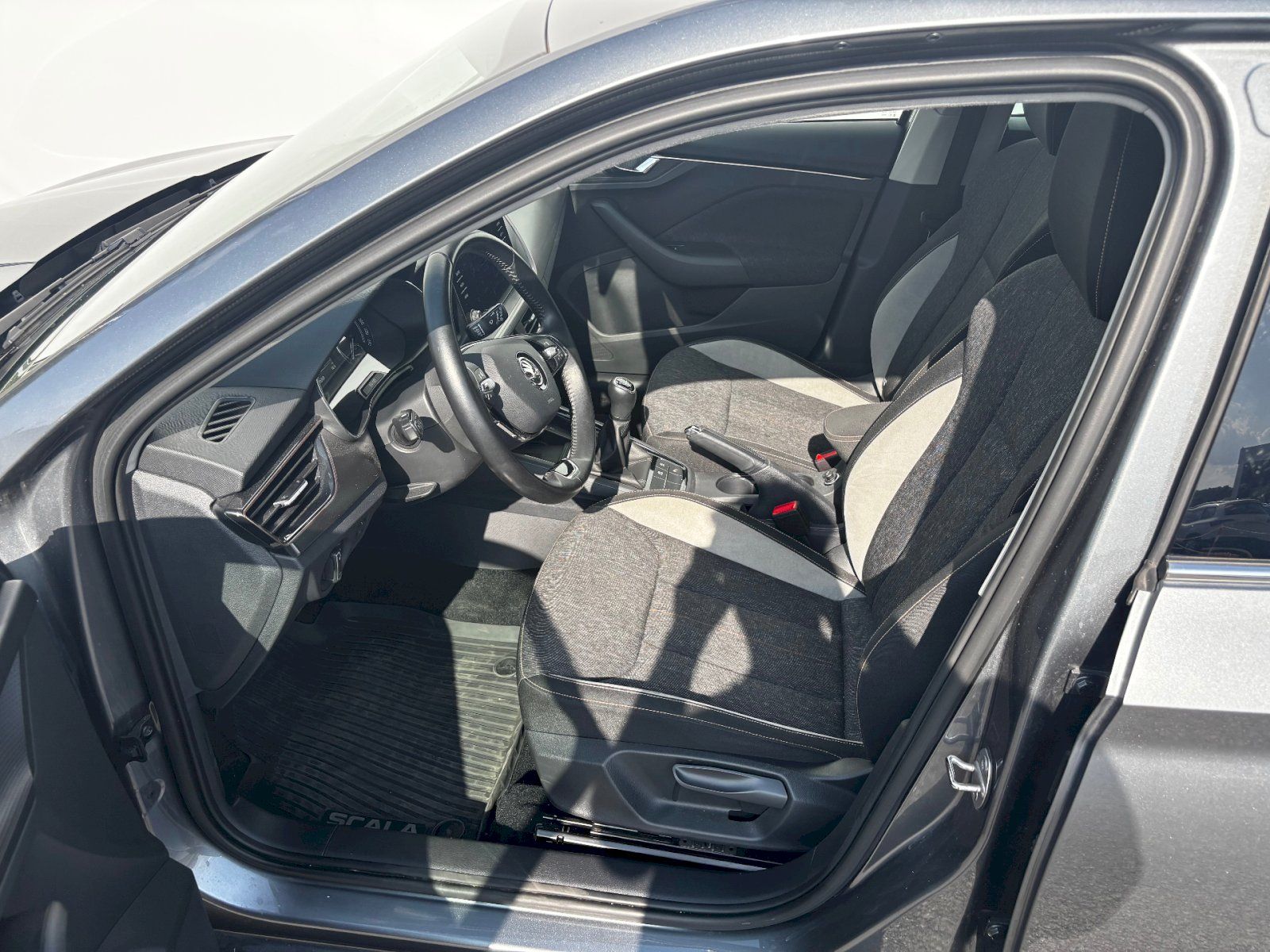 Škoda Scala, Style 1.0 TSI / 81 kW (man.) - fotka 6