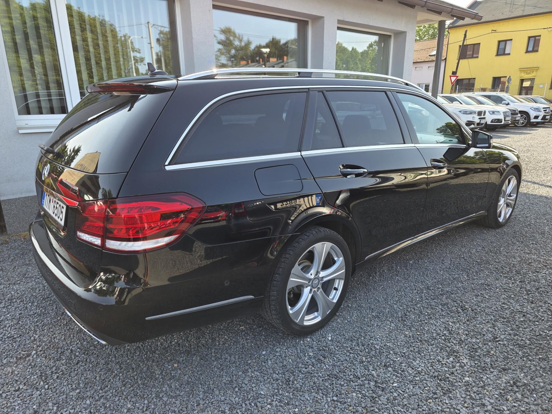 Mercedes-Benz Třídy E, E 200CDI TZ Led Xenon - fotka 4
