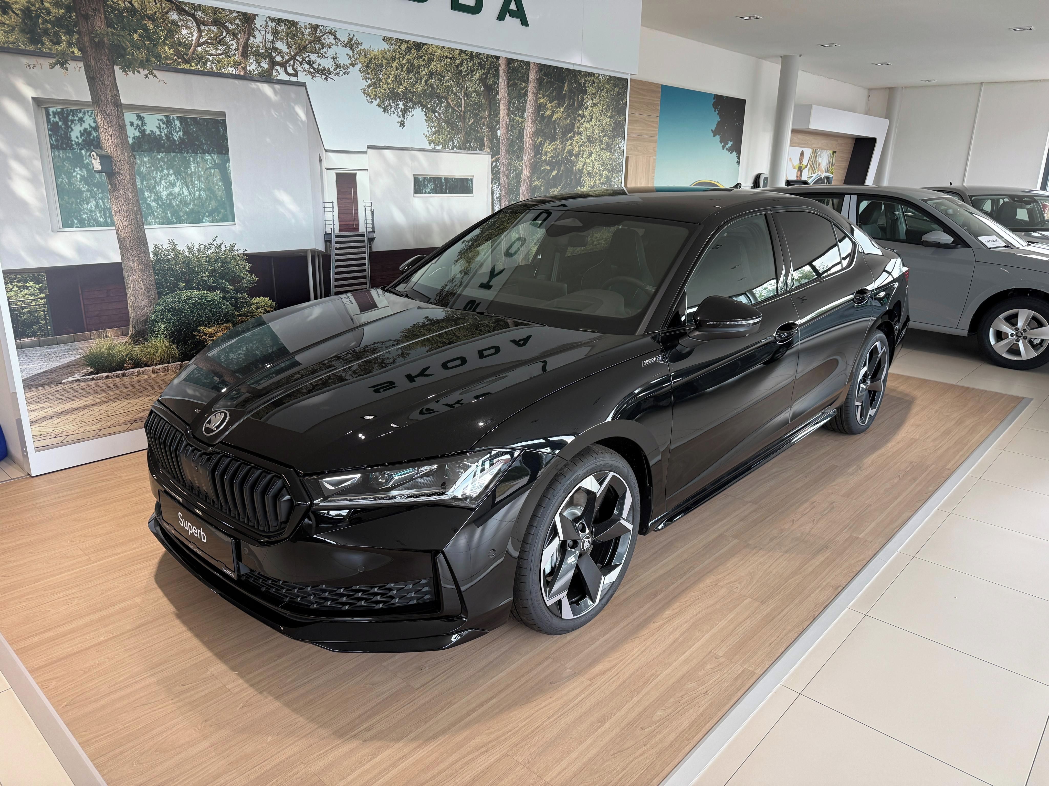 Škoda Superb, 2.0TSI 195kW DSG 4x4 SportLine