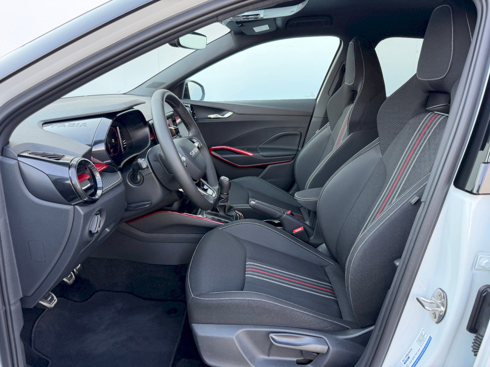 Škoda Fabia, 1.0 TSI 85kW Monte Carlo - fotka 5