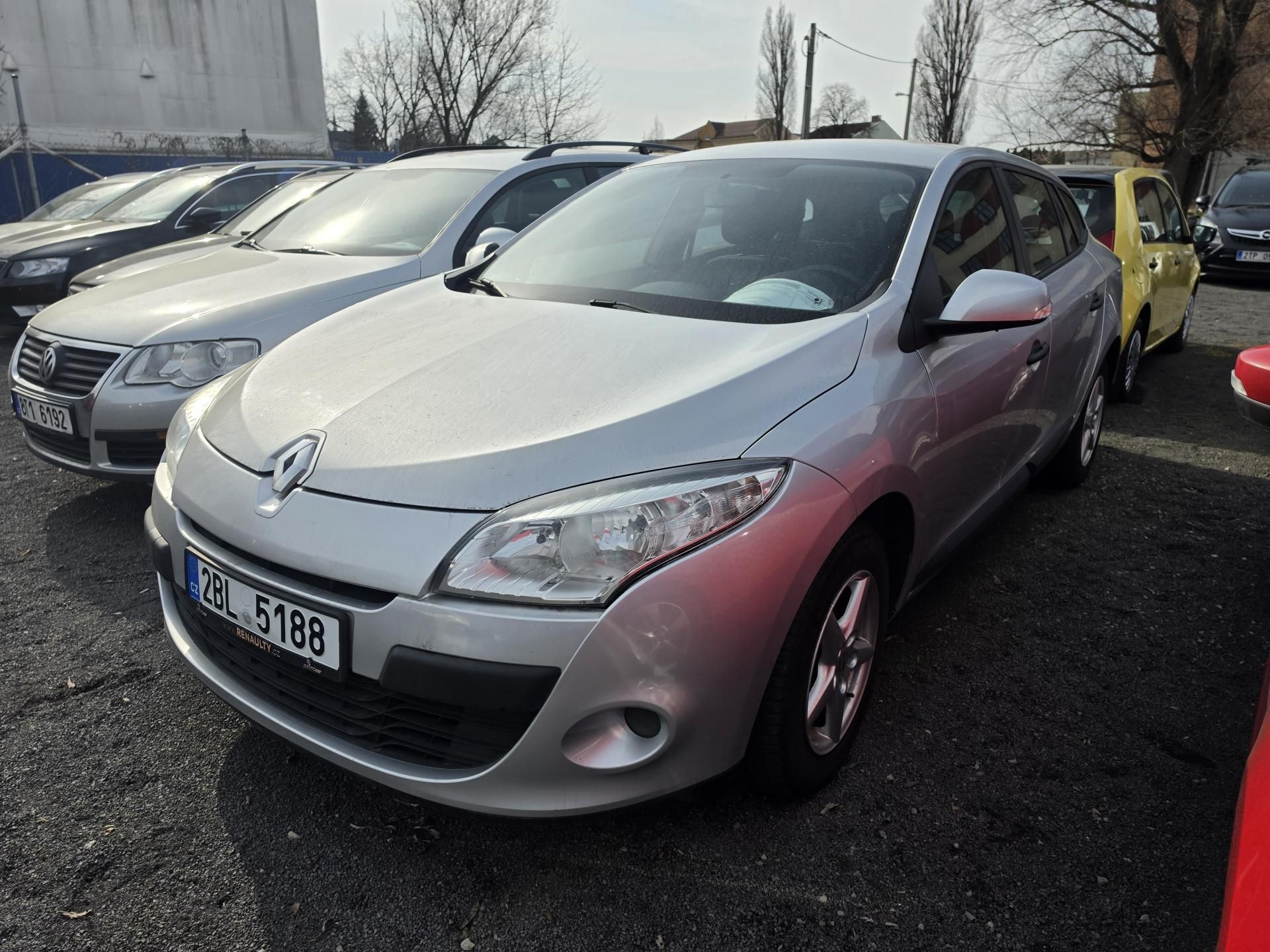 Renault Mégane, 1.6 i Parkovací senzory - fotka 2