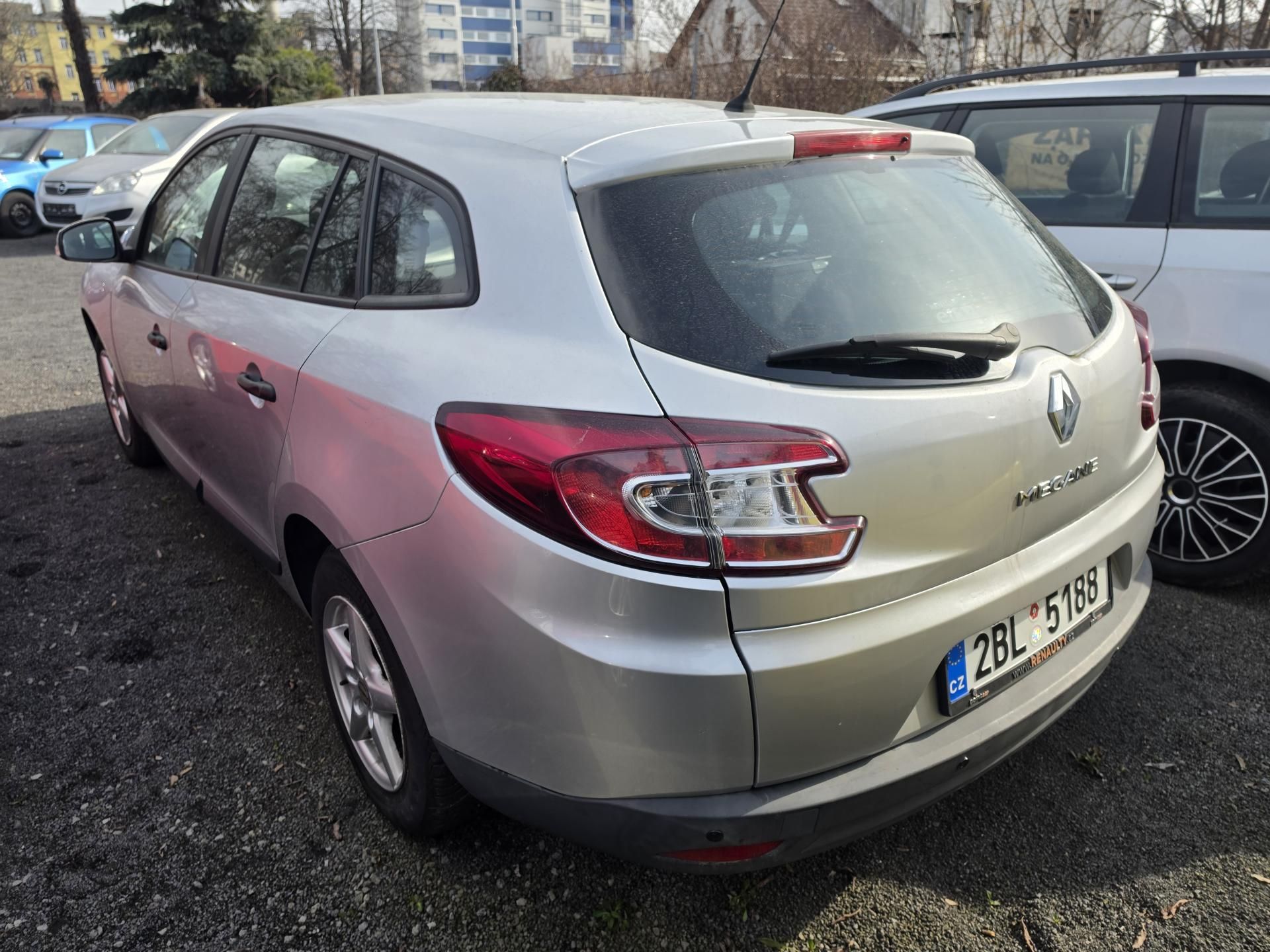 Renault Mégane, 1.6 i Parkovací senzory - fotka 3