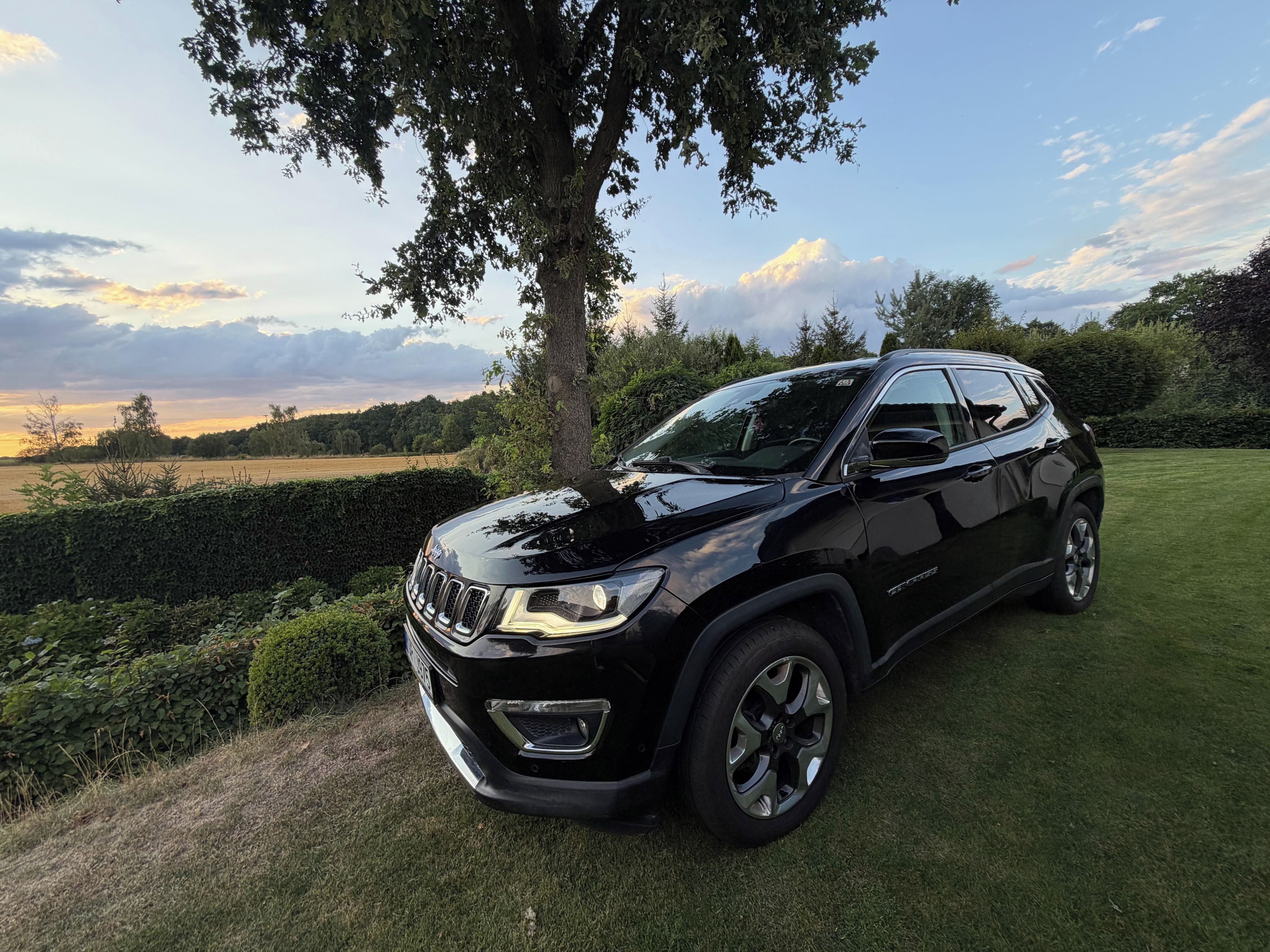 Jeep Compass, Limited