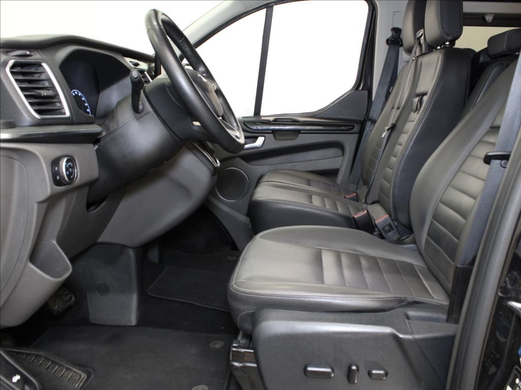Ford Tourneo Custom, 2,0 EBlue 136kW AT Titanum X - fotka 6