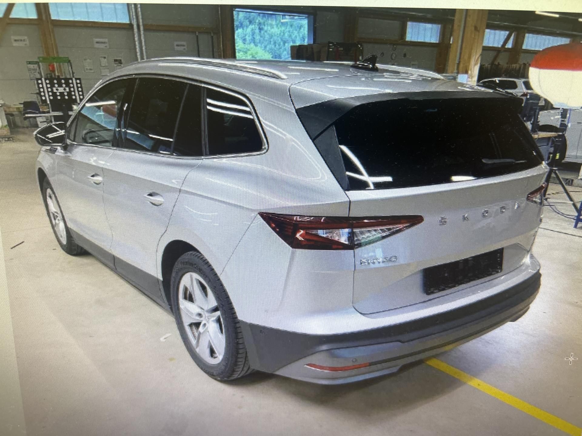 Škoda Enyaq, 150kw, iV80 19ALU SOH 94% - fotka 3