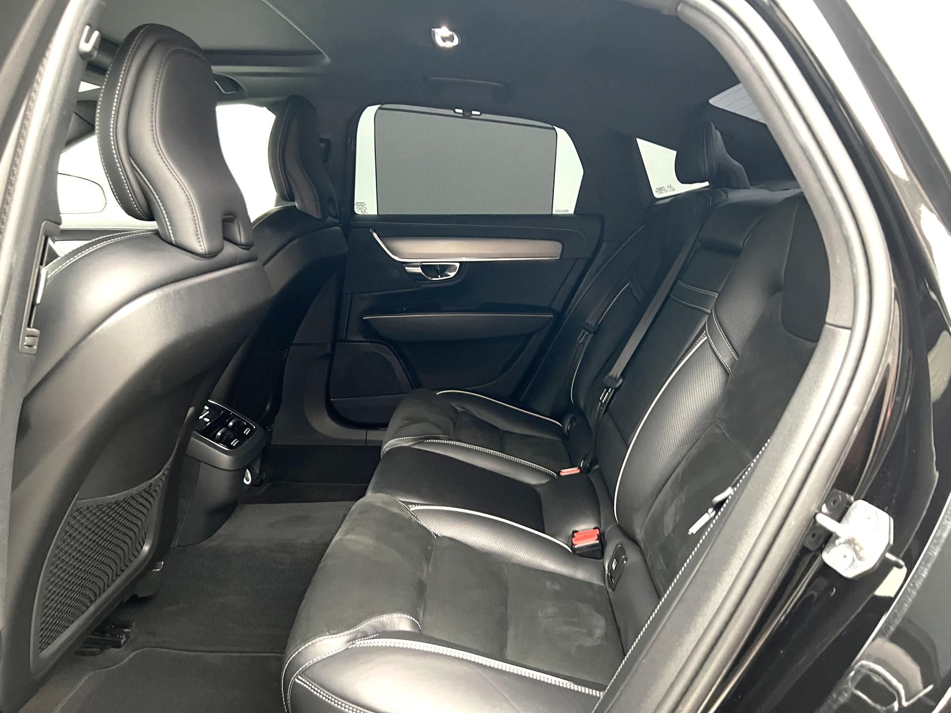 Volvo S90, D5 AWD R-DESIGN AUT - fotka 5